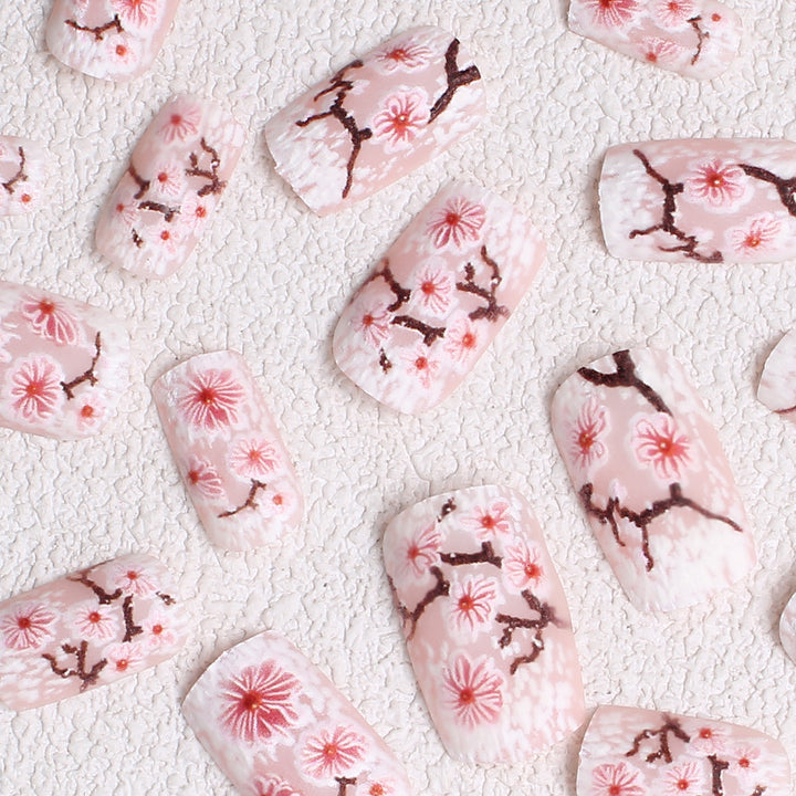 Floral Embellished Press-On Nail Art Bowlift