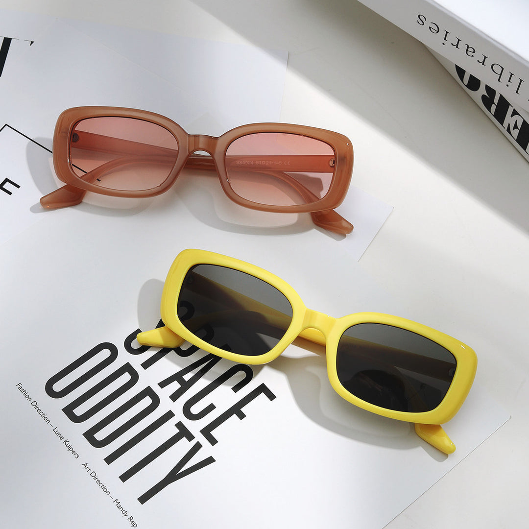 Ladies fashionable sunglasses with ergonomic frame Bowlift