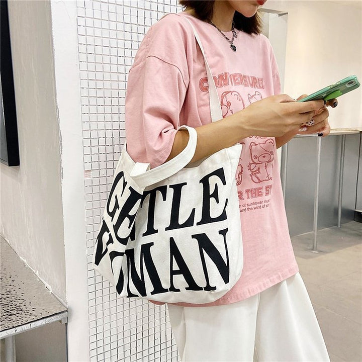 Fashionable cotton bag with striking lettering Bowlift