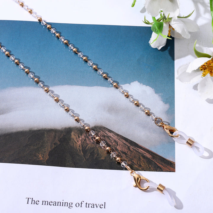 Jewelry necklace with elegant pearls and golden accents Bowlift