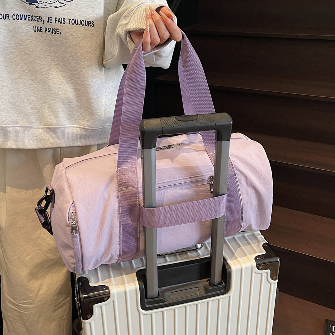 Multi-Pocket Gym Duffel Bowlift