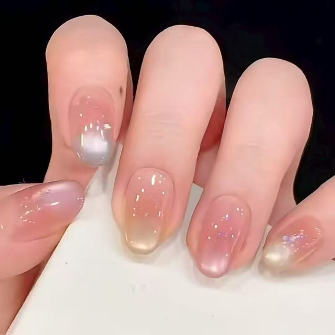 Whimsical Bunny-Themed Press-On Nail Art Set Bowlift