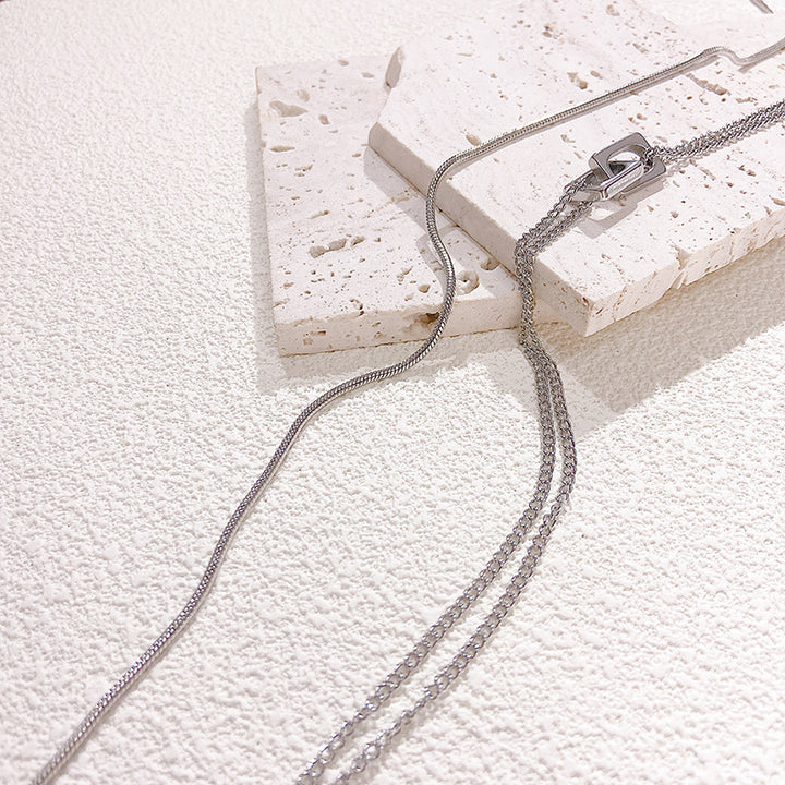 Fashionable chain glasses holder Bowlift