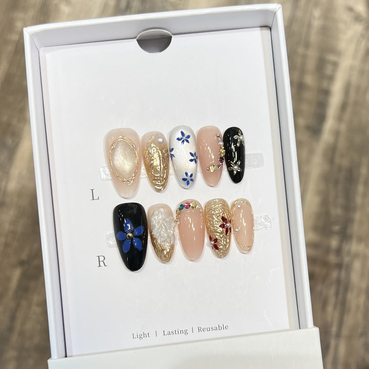 Elegant Floral Press-On Nail Set Bowlift