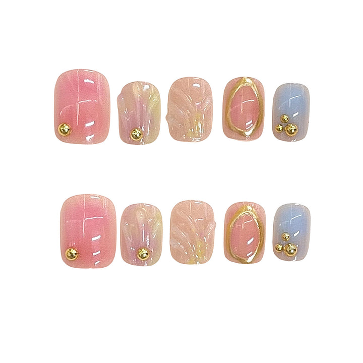 Decorative Press-On Nail Set with Gold Accents Bowlift