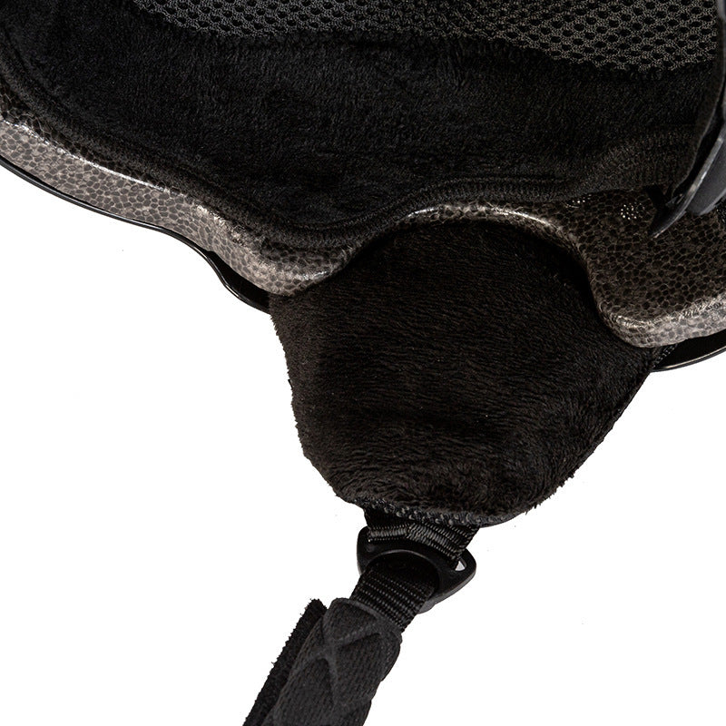 Durable Snow Sports Helmet Bowlift