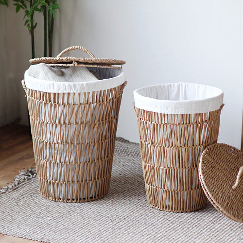 Stylish laundry basket with lid Bowlift