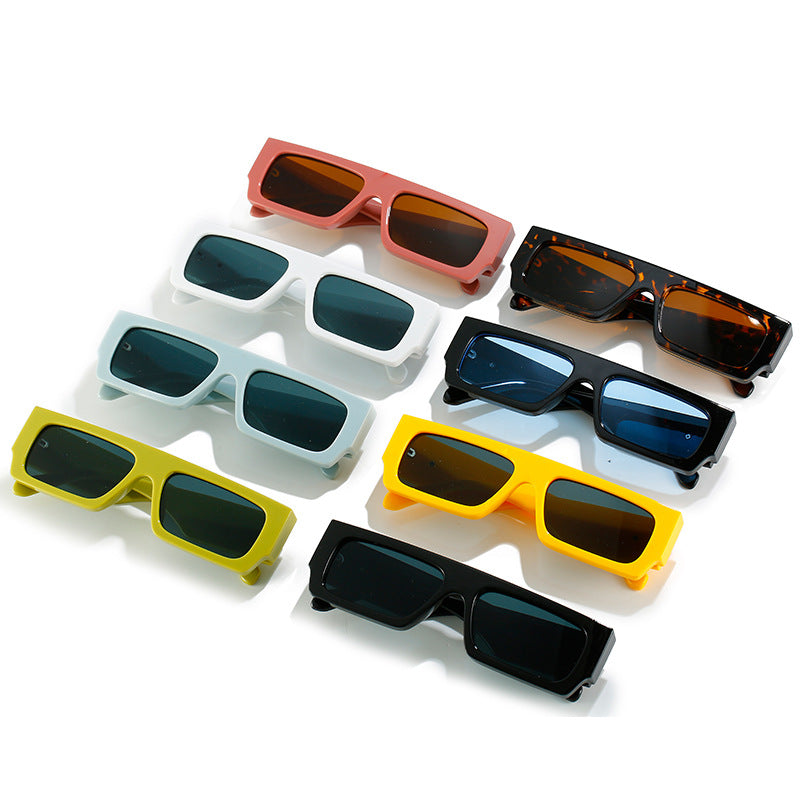 Women's stylish oversized sunglasses with unique design Bowlift