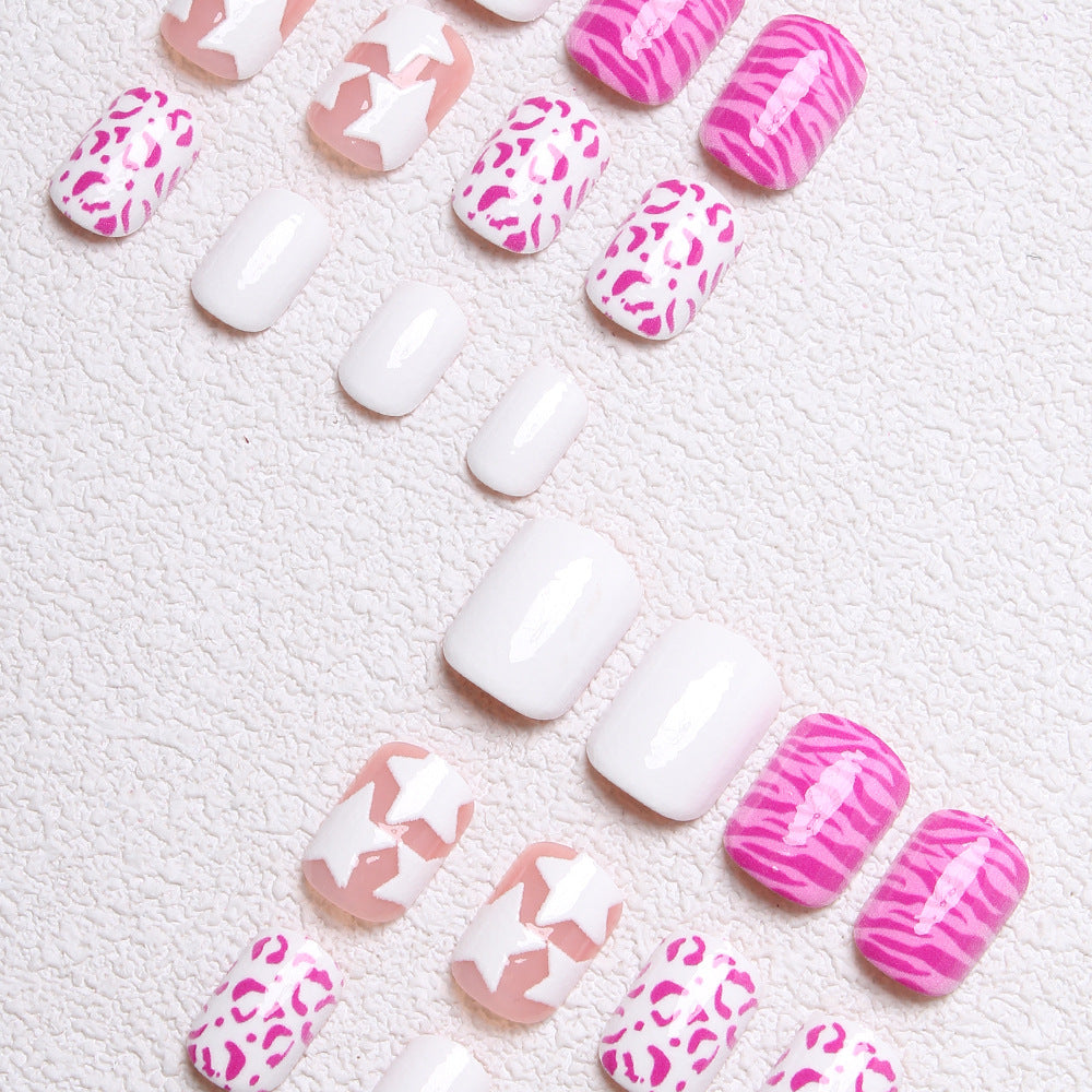 Artistic Themed Press-On Nail Set Bowlift