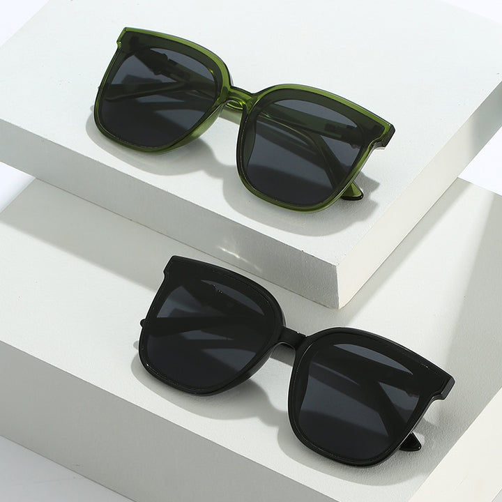 Oversized Square Frame Sunglasses with UV Protection Bowlift