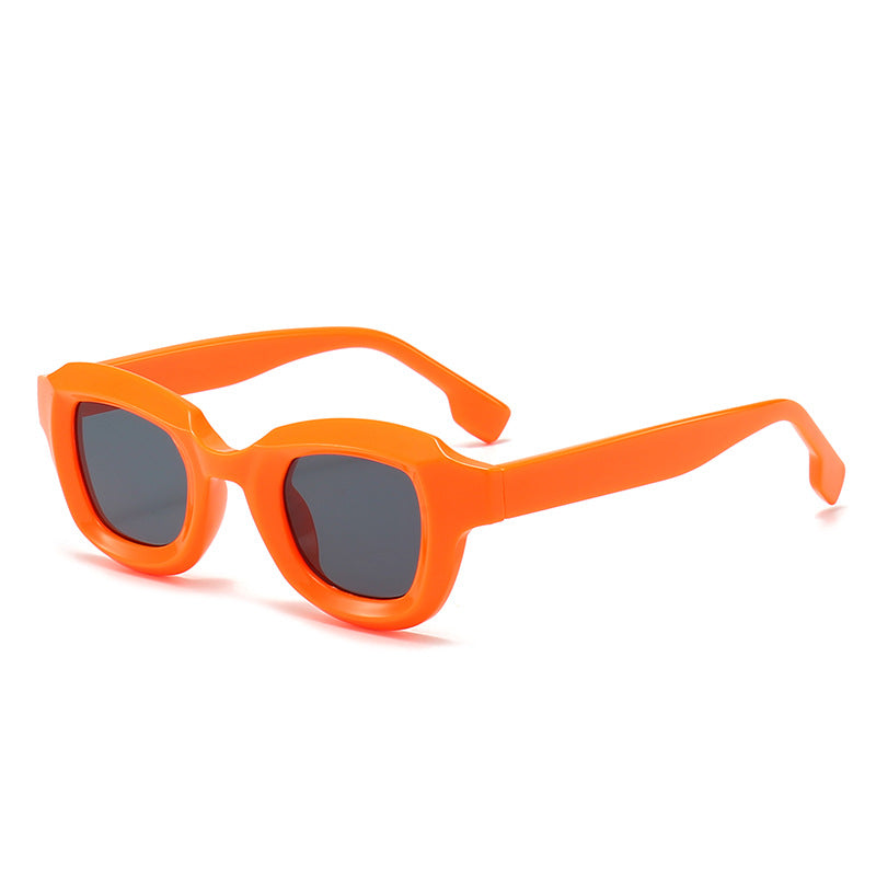 Women Fashion Sunglasses in Trendy Design Bowlift