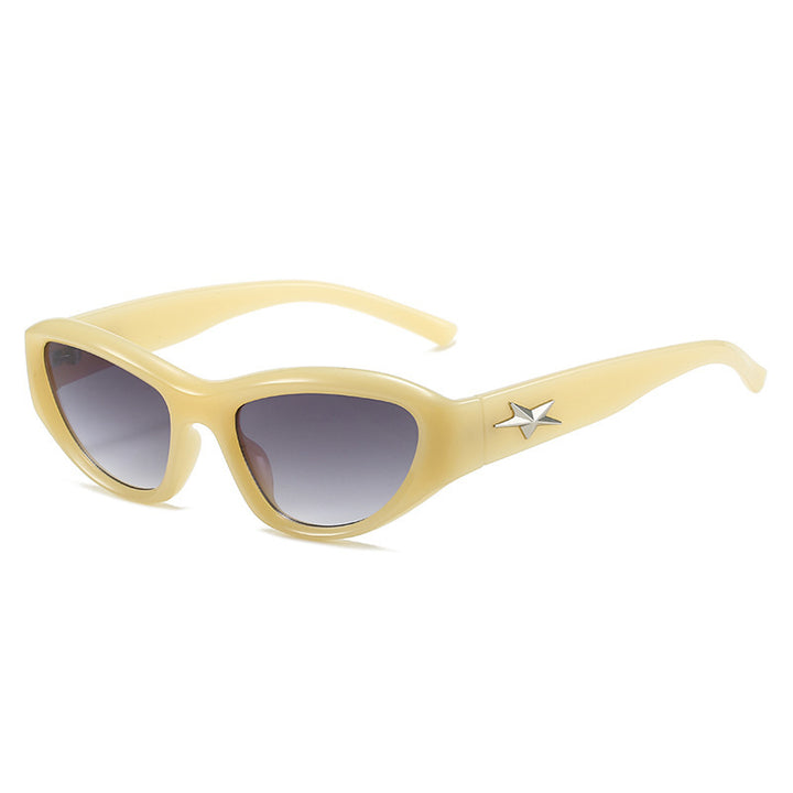 Retro-Inspired Cat-Eye Sunglasses Bowlift