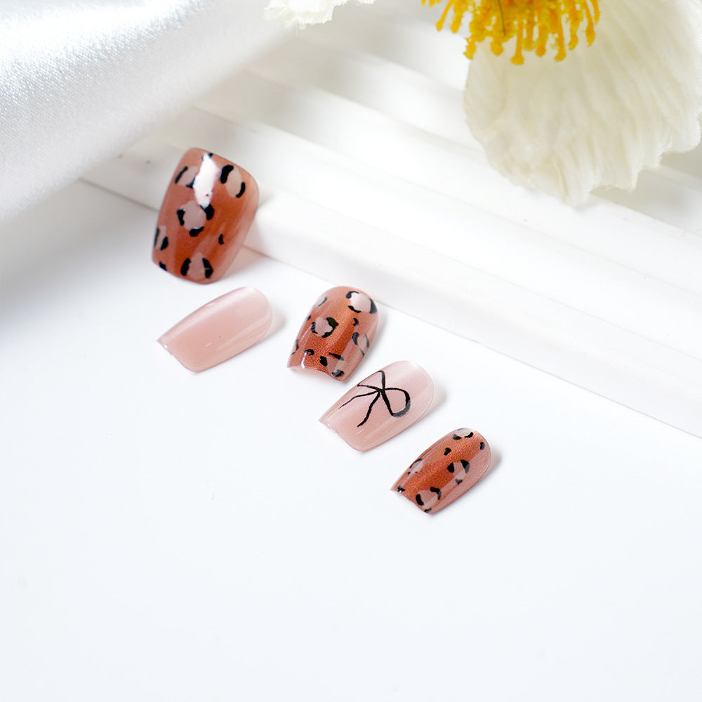 Nail Art Bowlift