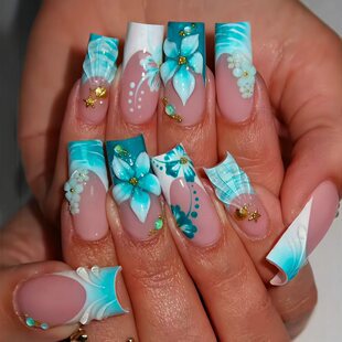 Creative 3D Bow and Pearl Nail Extensions Bowlift