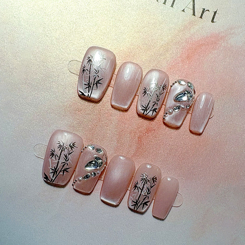 Decorative Press-On Nail Set Bowlift