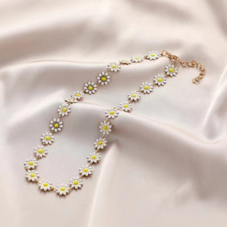 Floral Statement Necklace Bowlift