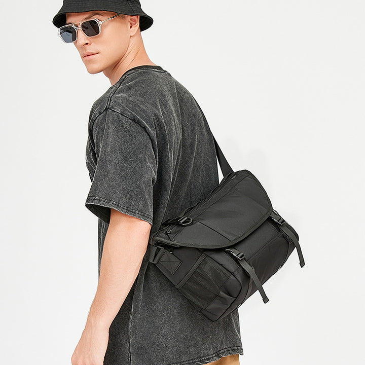 Versatile Messenger Bag Bowlift
