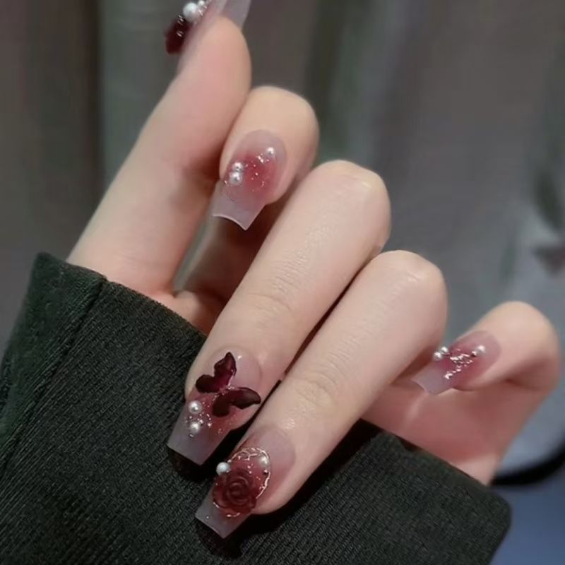 Artificial nail tips with flower pattern Bowlift