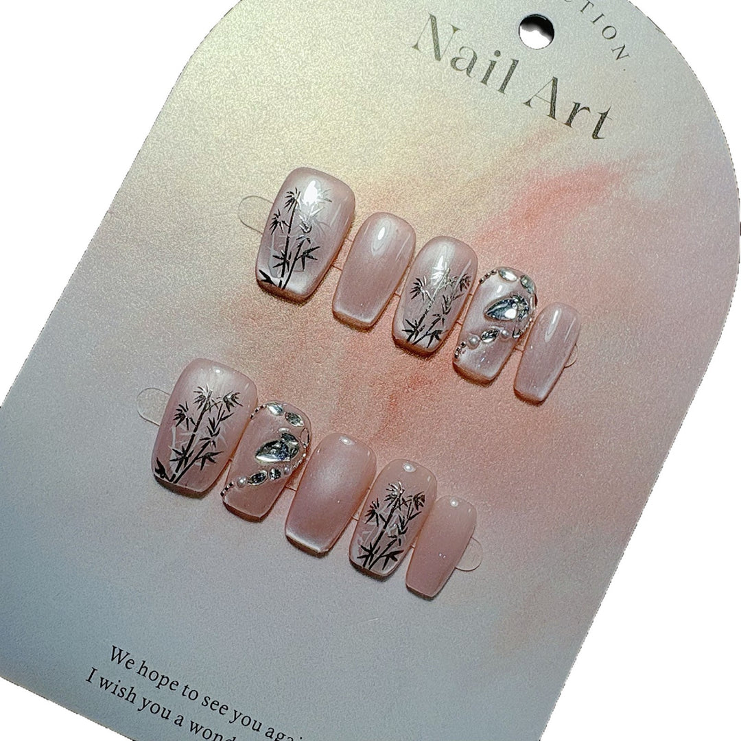 Decorative Press-On Nail Set Bowlift