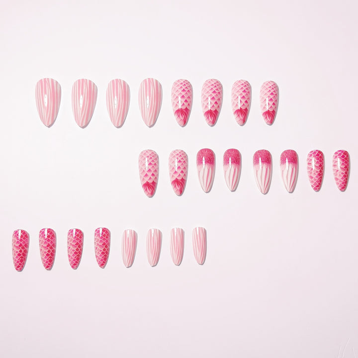 Intricate Scaled Nail Art Design Bowlift