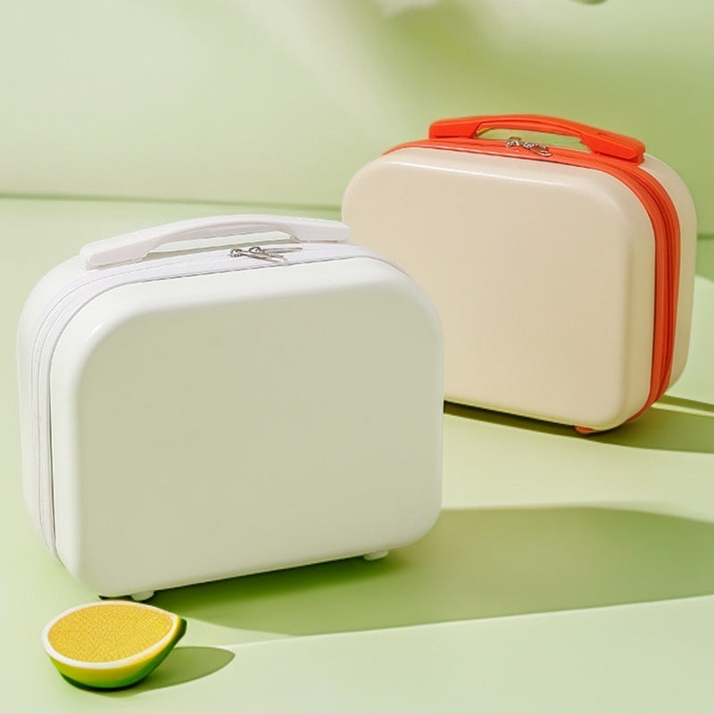hard-shell travel vanity case with molded handle and double-zip closure Bowlift