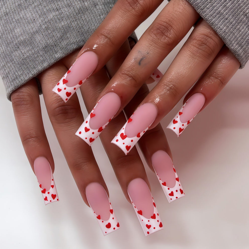 Artificial nails with heart design Bowlift