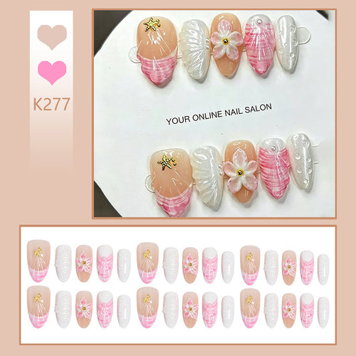 Artificial Nail Set with Floral and Glamorous Accents Bowlift