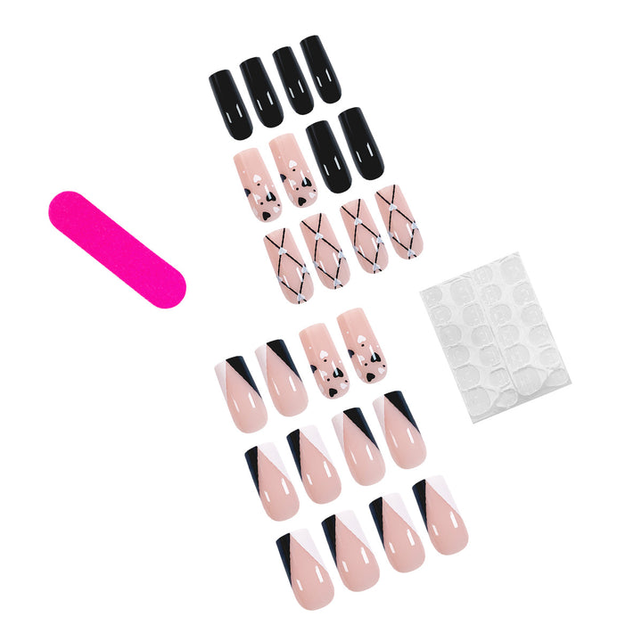Artful nail art with heart patterns Bowlift