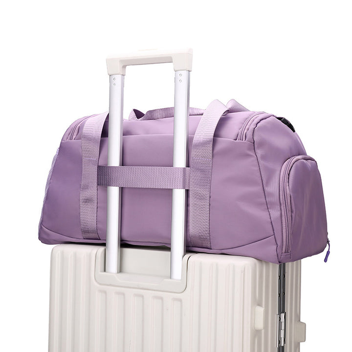 Sporty travel bag with multifunctional inner compartment Bowlift