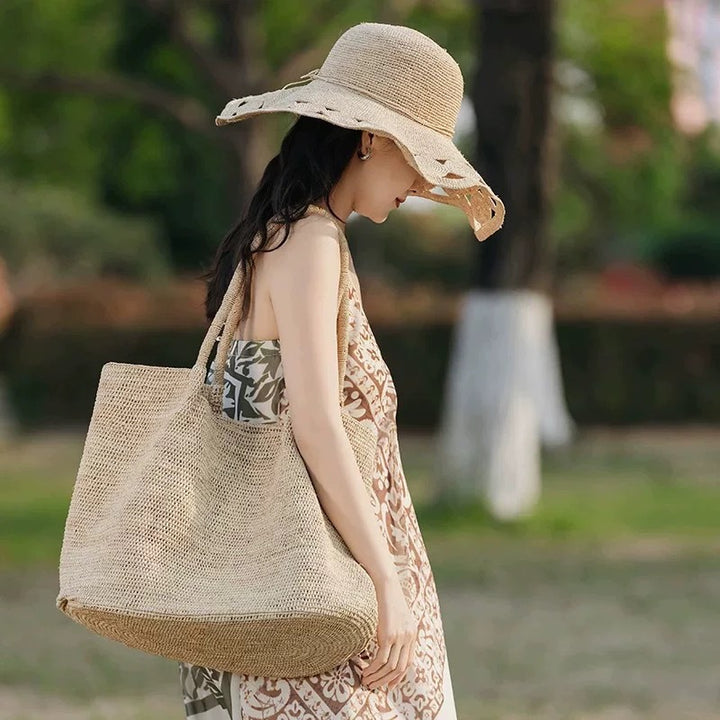 Handwoven raffia tote bag Bowlift