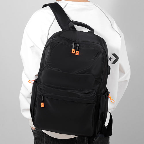 Backpack with innovative compartments and optimized ergonomics Bowlift