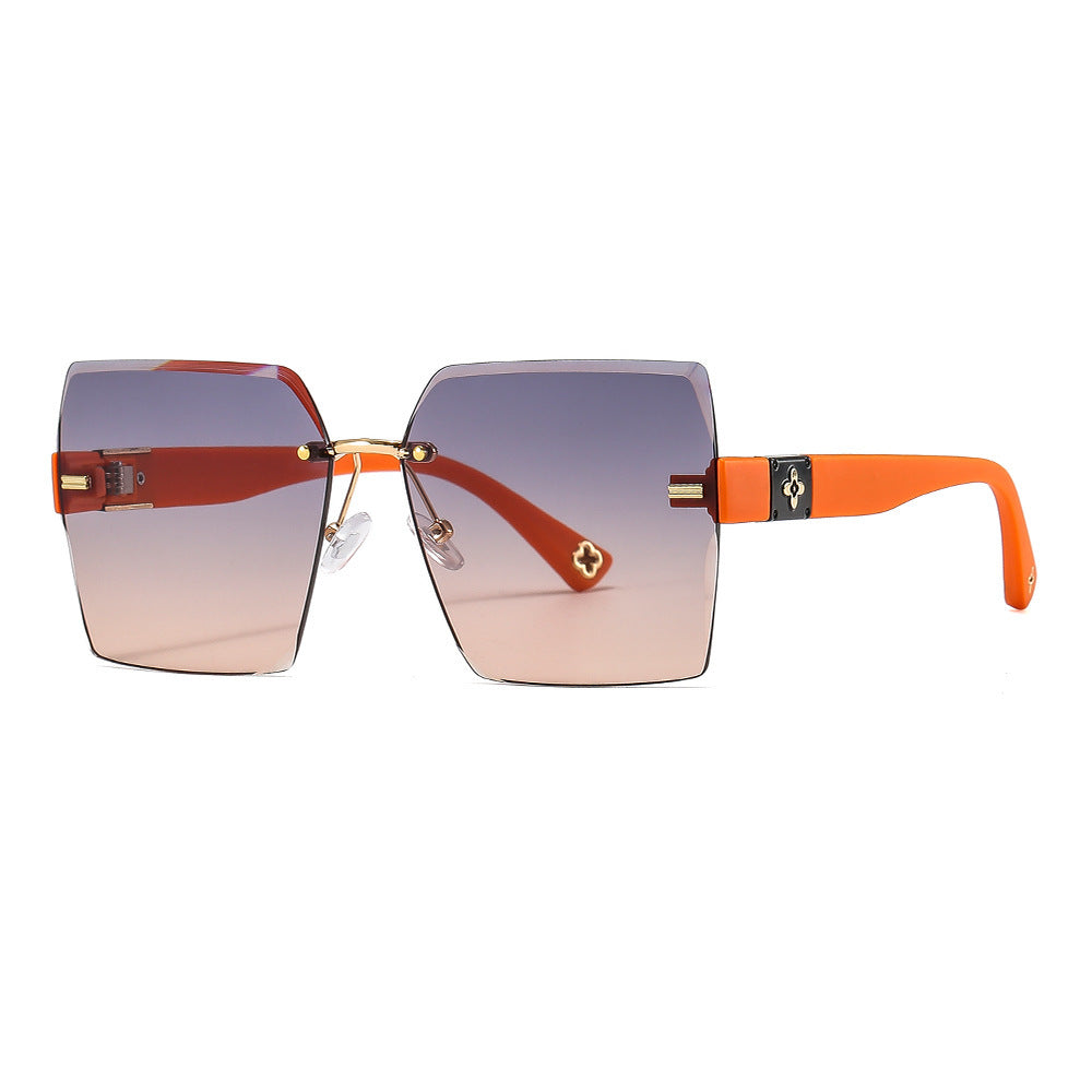 Women's Designer Sunglasses with Eye-Catching Geometric Frame Bowlift