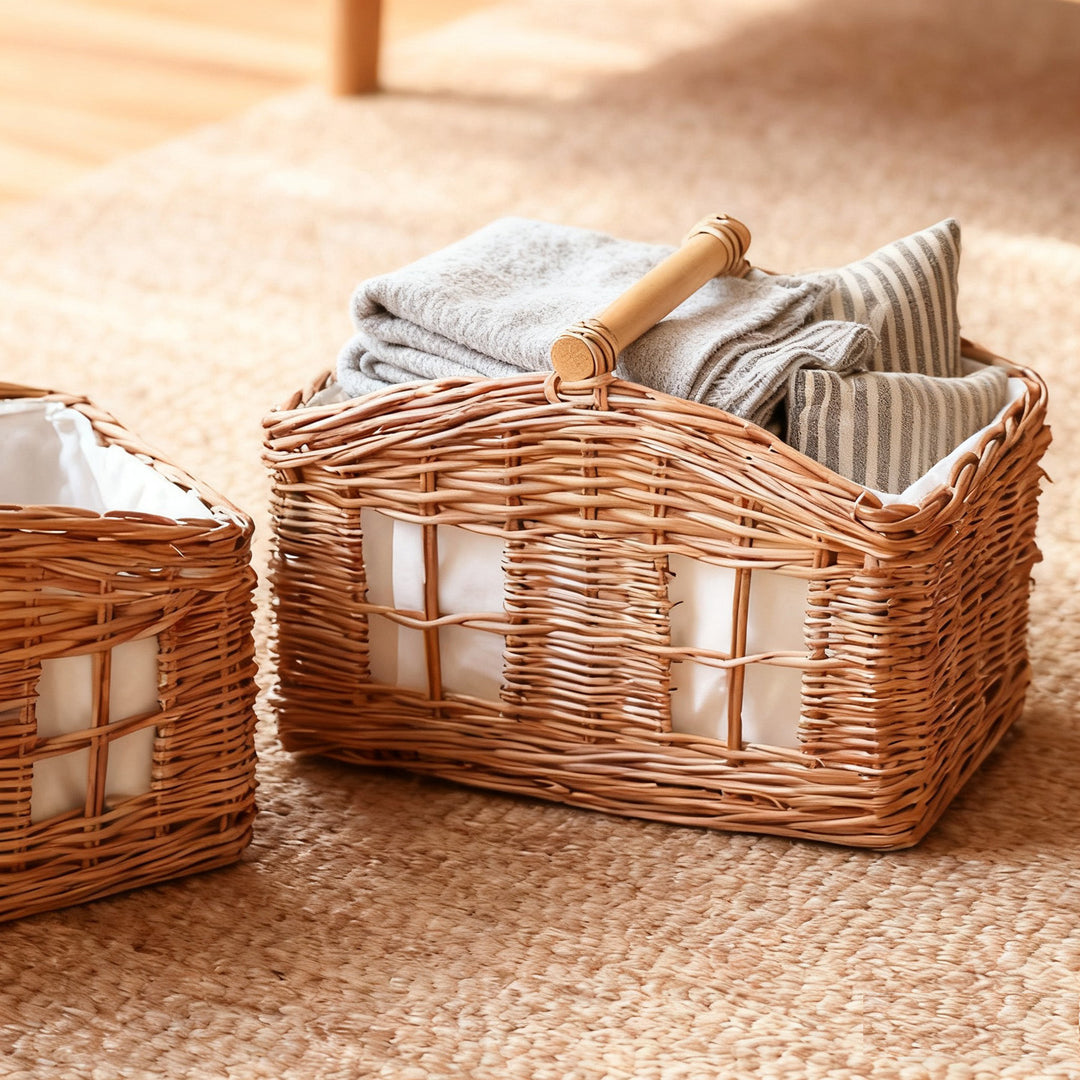 Rustic storage basket with linen lining Bowlift