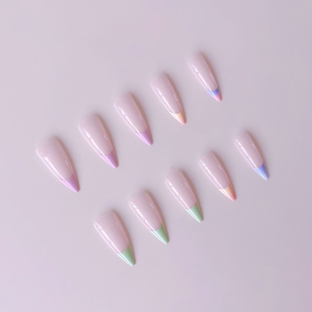 Artificial nail set with trendy gradient color and glitter accents Bowlift