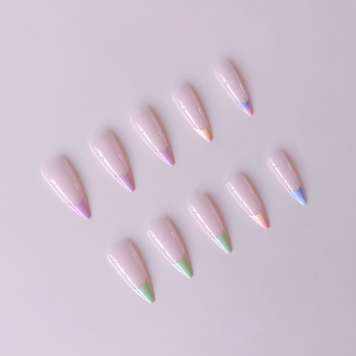 Artificial nail set with trendy gradient color and glitter accents Bowlift