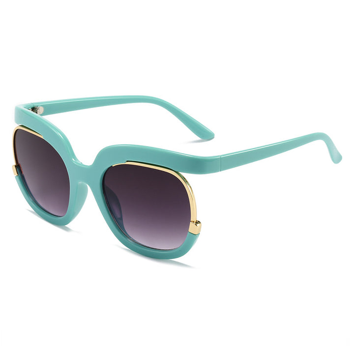 Women Oversized Sunglasses with Elegant Tortoise Design Bowlift