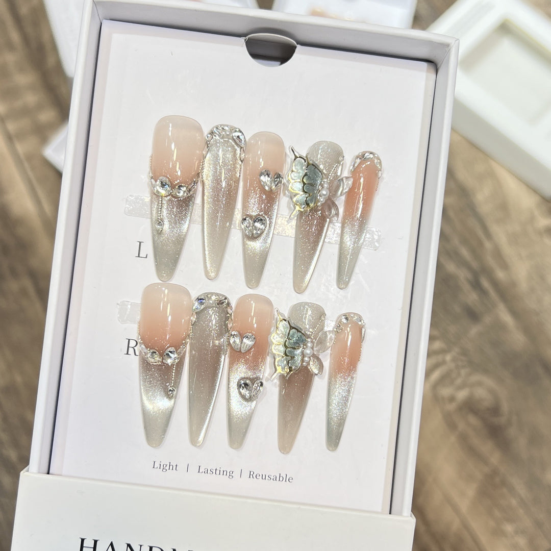 Decorative Stiletto Press-On Nail Art Set with Butterfly Accents Bowlift