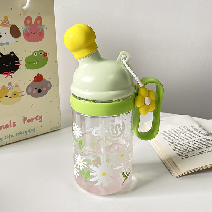 Women's practical and decorative drinking bottle with silicone lid Bowlift