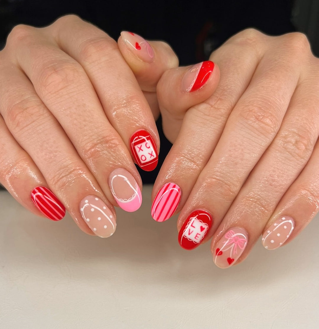 Festive Nail Art Design Bowlift