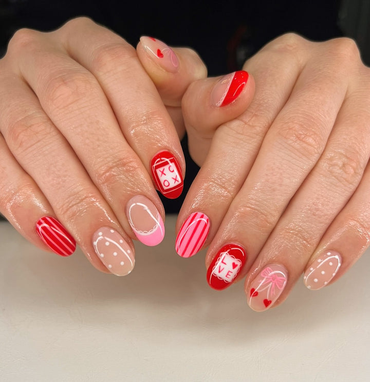 Festive Nail Art Design Bowlift