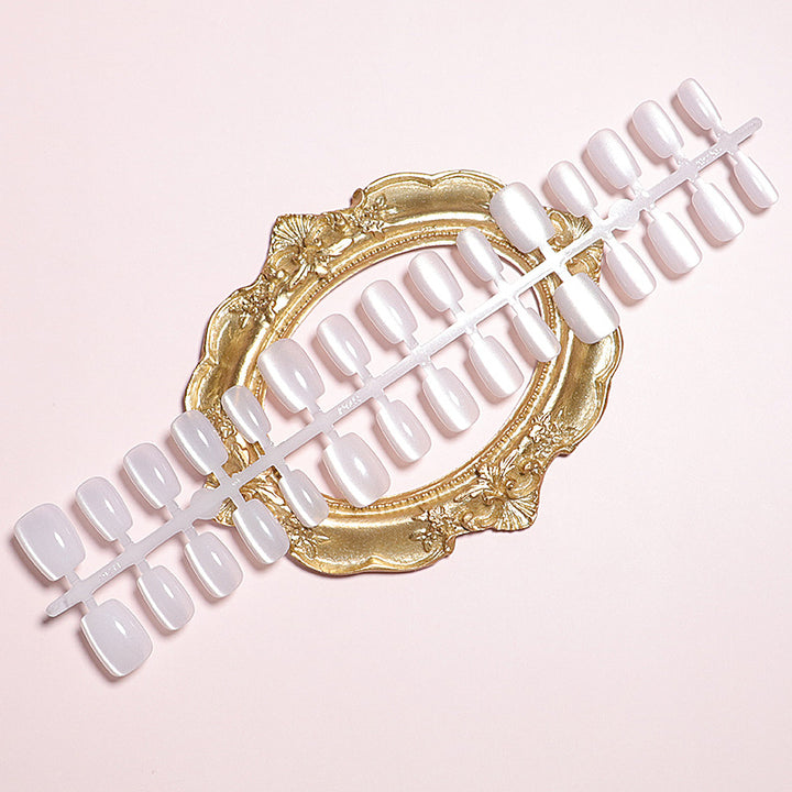 Elegant Short Press-On Nails Bowlift