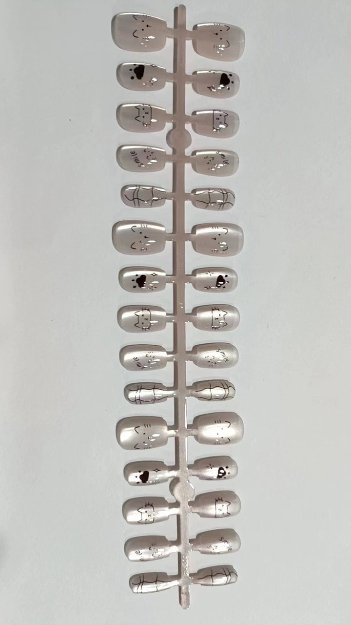 Whimsical Character Press-On Nail Set Bowlift