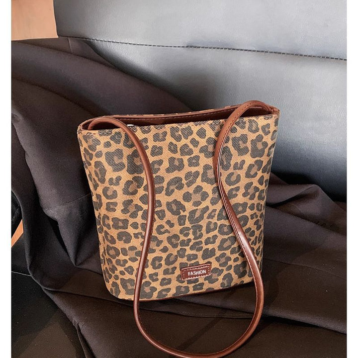 Fashionable Animal Print Crossbody Bag Bowlift
