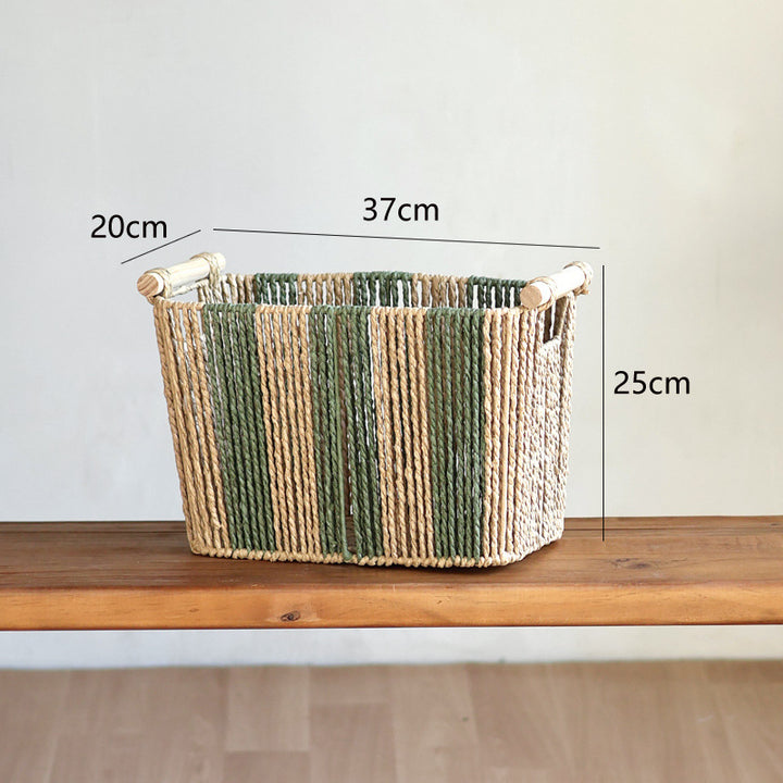 Handcrafted storage basket with natural fiber Bowlift