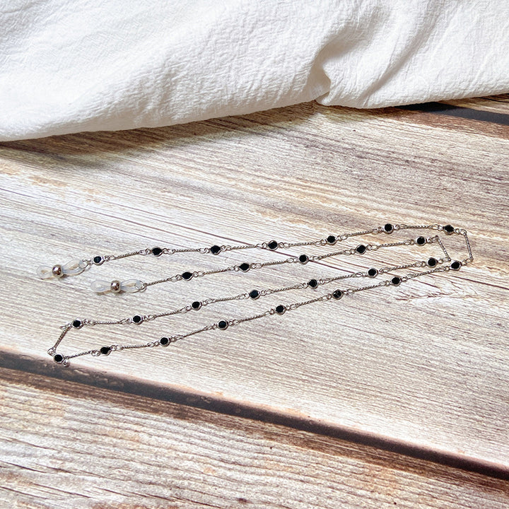Elegant jewelry holder chain with onyx beads Bowlift