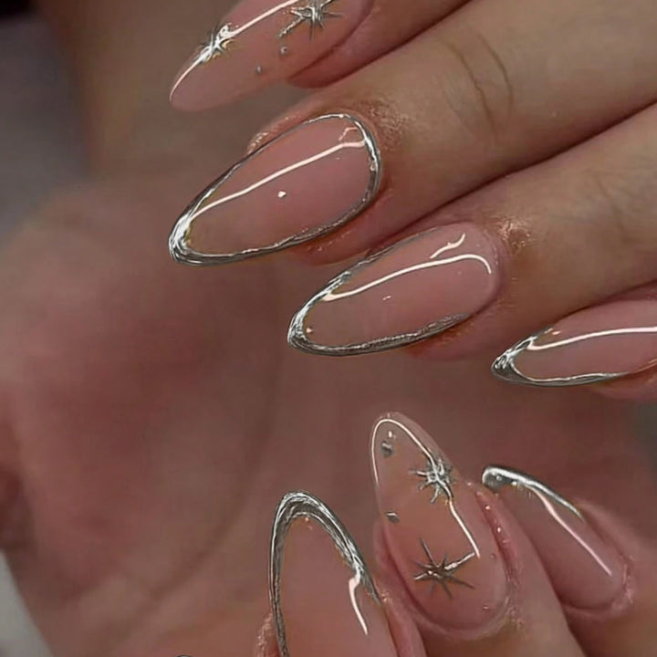 Elegant Stiletto Nail Art Set with Silver Accents Bowlift