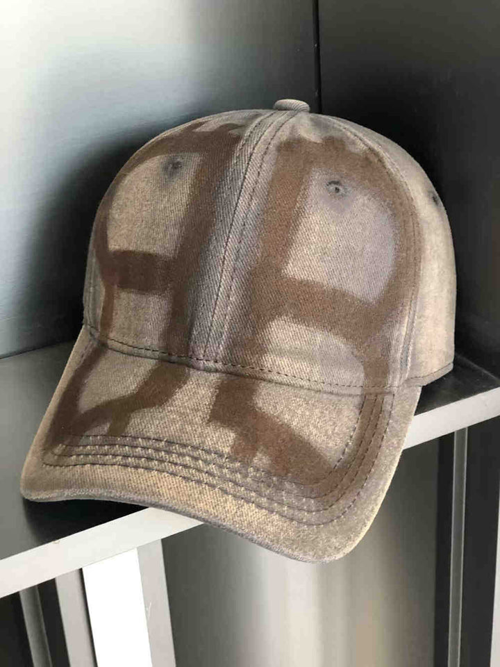 Unisex Distressed Vintage-Inspired Baseball Cap Bowlift