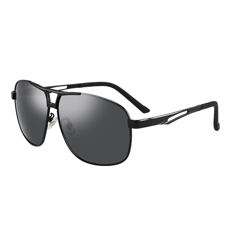 Ladies sporty sunglasses with modern design and UV protection Bowlift