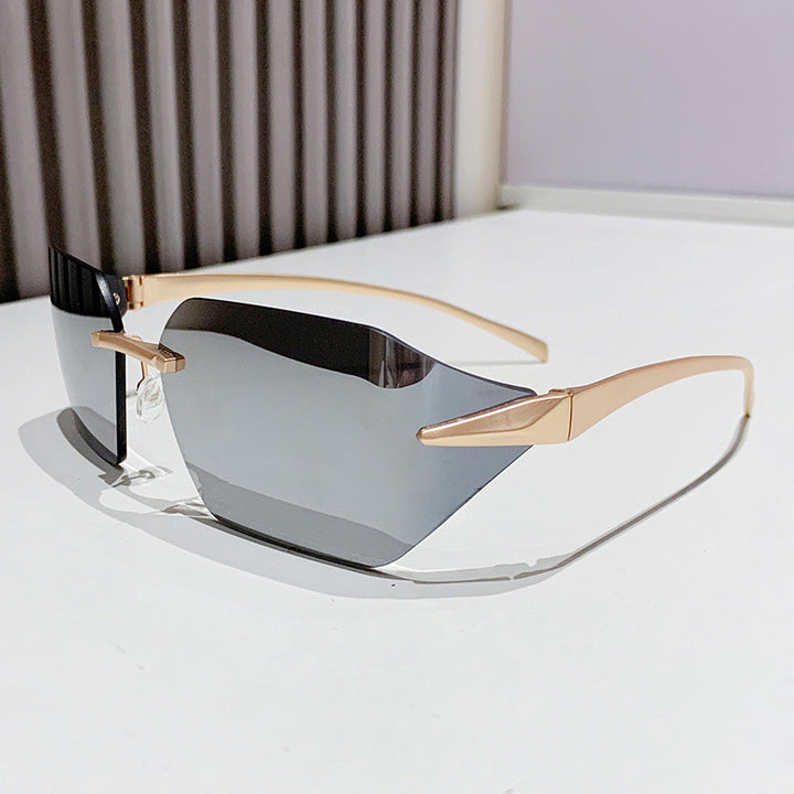 Women's fashion square sunglasses with embellished metal frame Bowlift