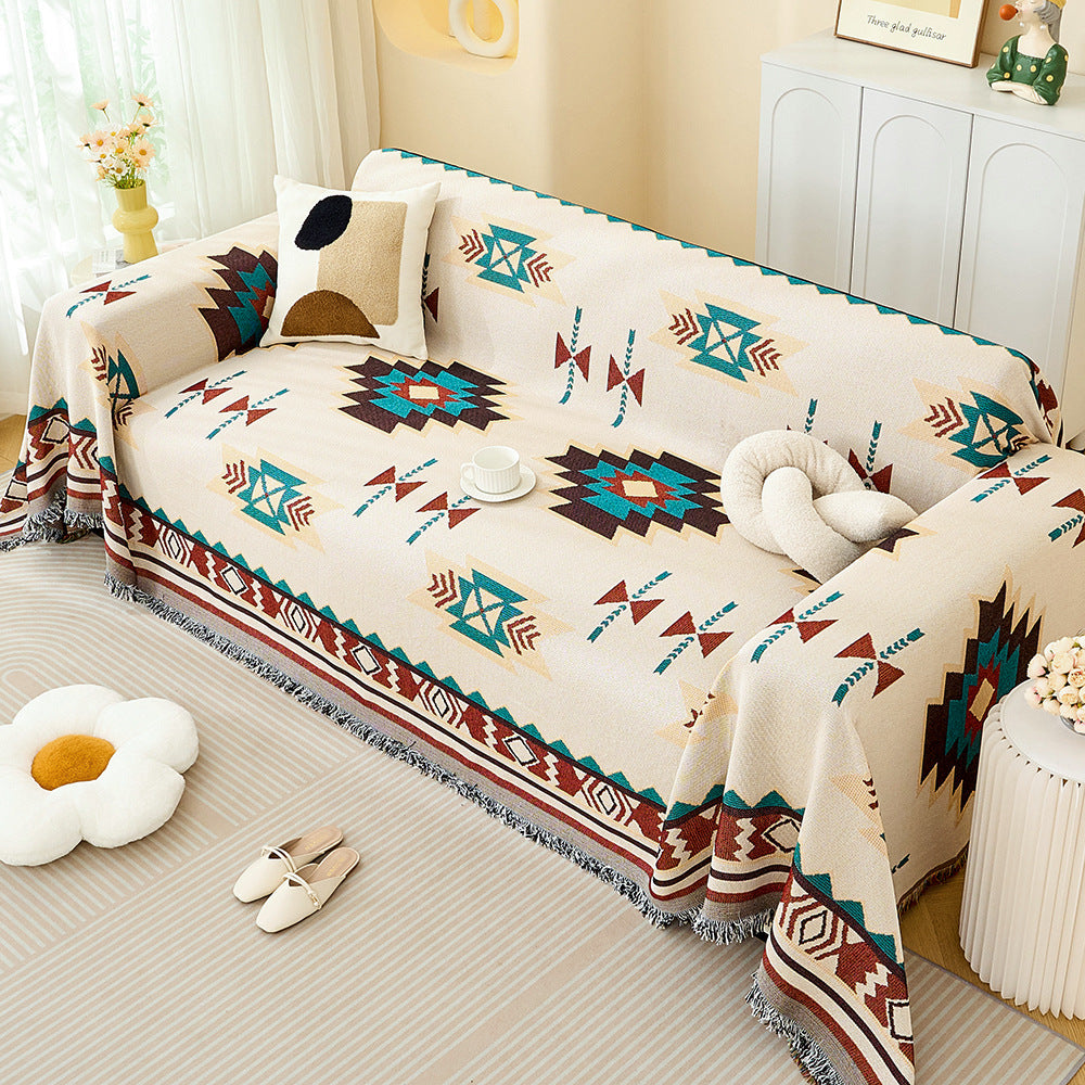Geometric Patterned Decorative Throw Blanket